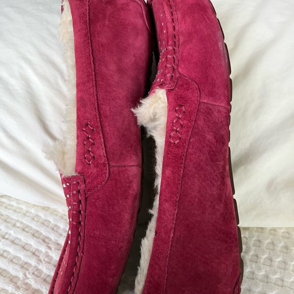 Ugg moccasin slippers - Picture 6 of 11